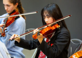 5D3A3559 scaled 287x204