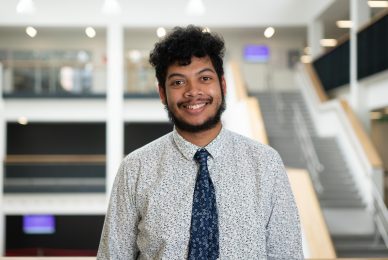 Mr O Souza Faria UoB Staff Portraits 2018 www.thombartley.com 34 388x260